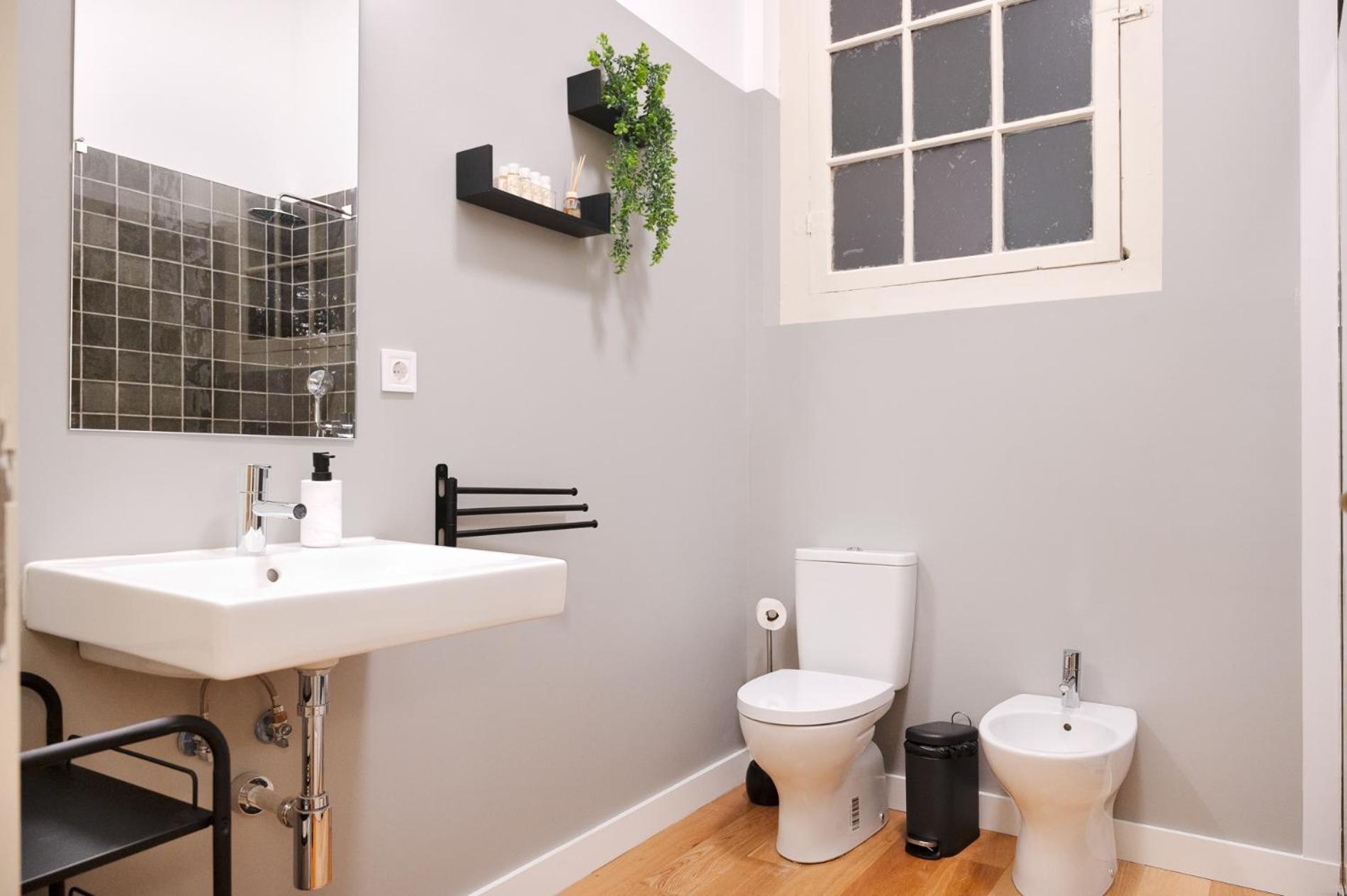 Apartament 42 2 F Historical At Cardosas Block *